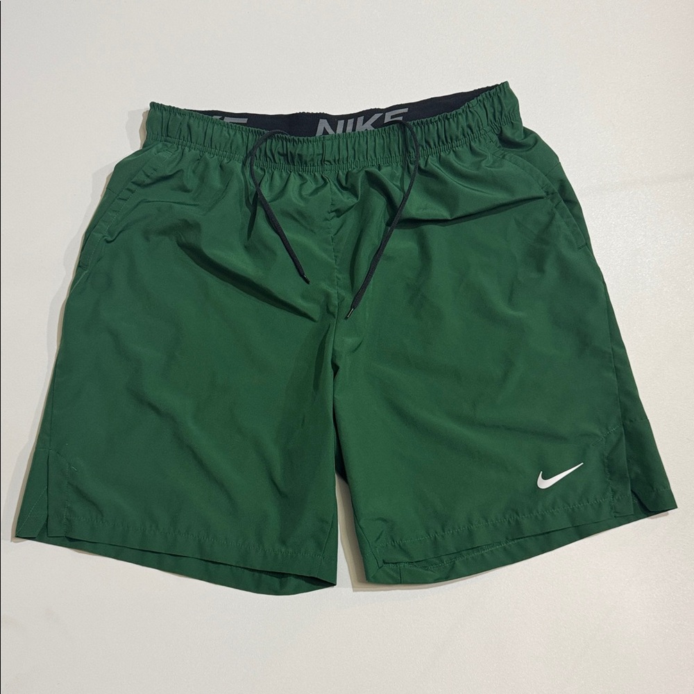 Nike Dri-Fit Men's Dark Green Sz XL Athletic Shorts